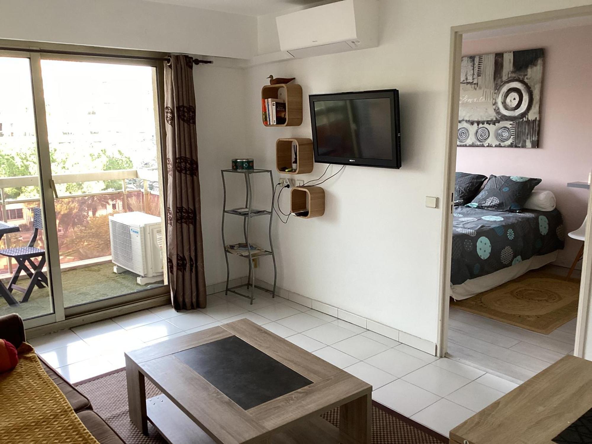 Appartement 2 Pieces Meubles A Juan Les Pins Antibes Exterior foto